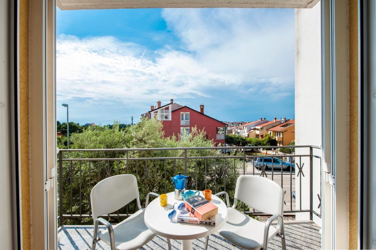 Apartments Bella B Rovigno Esterno foto